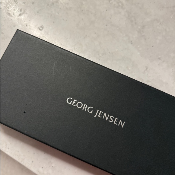 Georg Jensen Silver Moonlight Grapes Neacklace - Picture 9 of 9